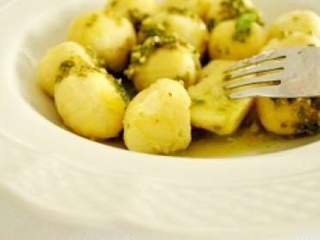 Ñoquis de patata rellenos de mozzarella sin gluten